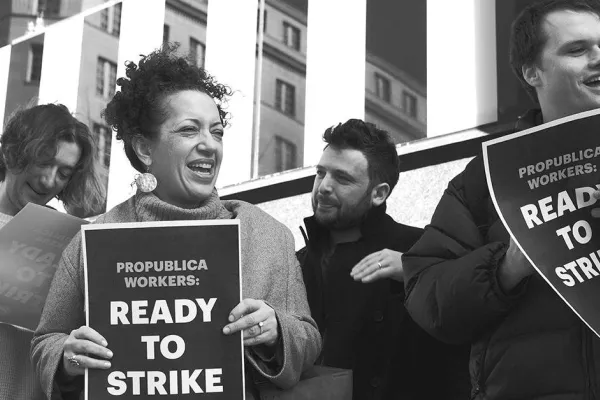 ProPublica Workers Hold Practice Pickets